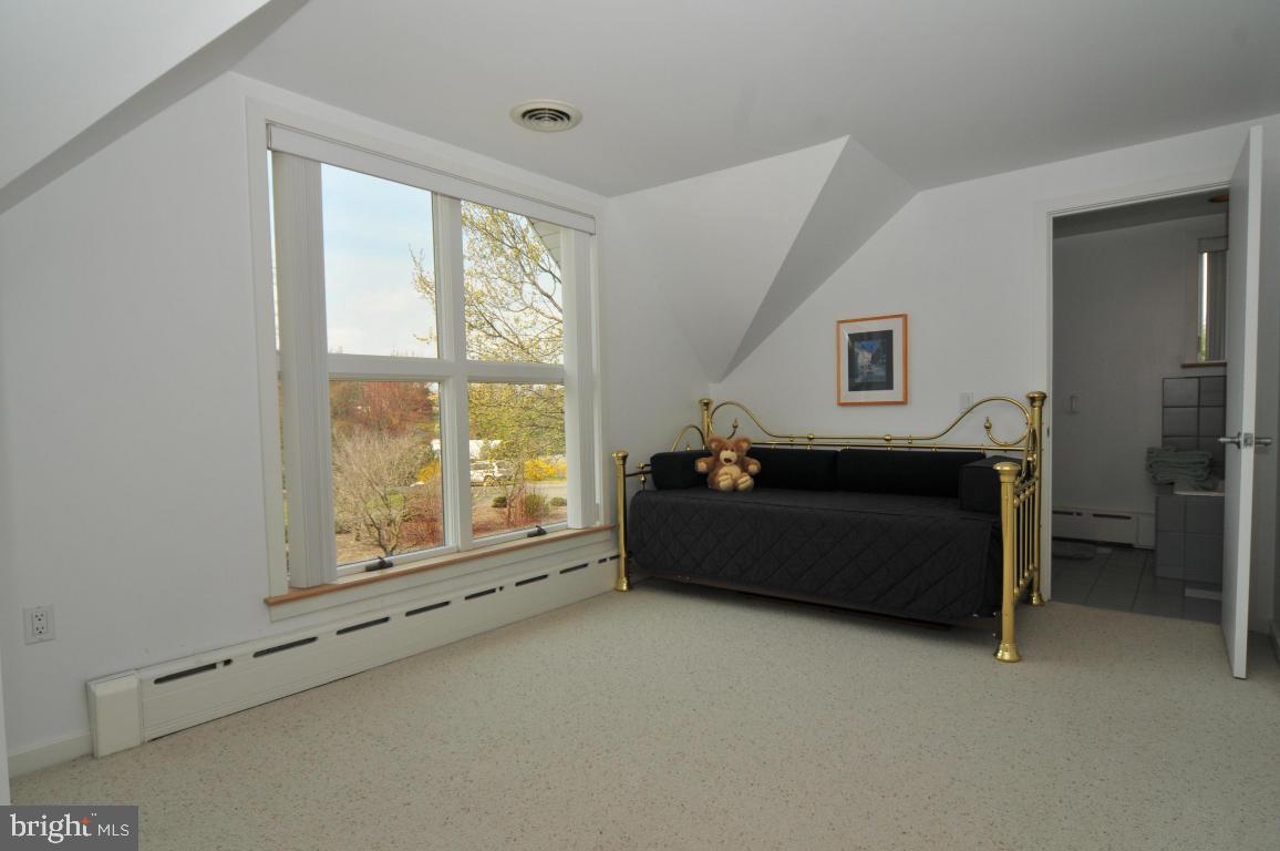 733 High Ridge Road Mount Joy, PA 17552 - Photo 22 of 36 Gallery Image 22