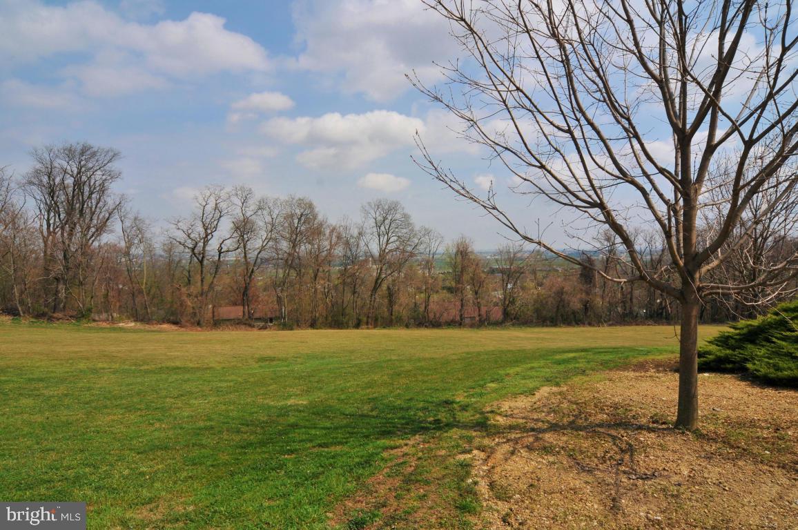 733 High Ridge Road Mount Joy, PA 17552 - Photo 32 of 36 Gallery Image 32