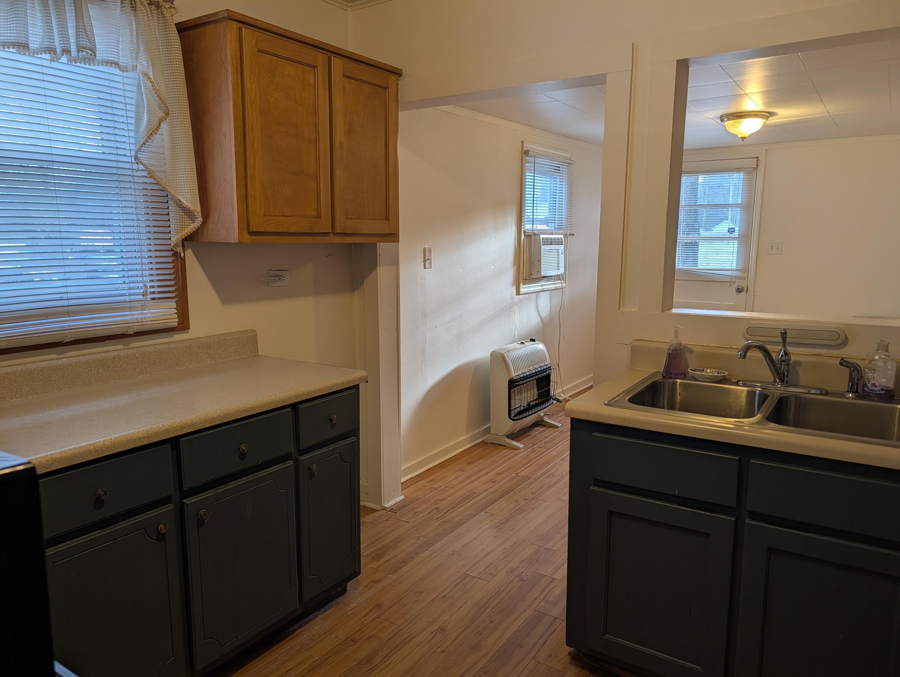 625 West Rhea Avenue Spring City, TN 37381 - Photo 11 of 41 PXL_20260119_214457065