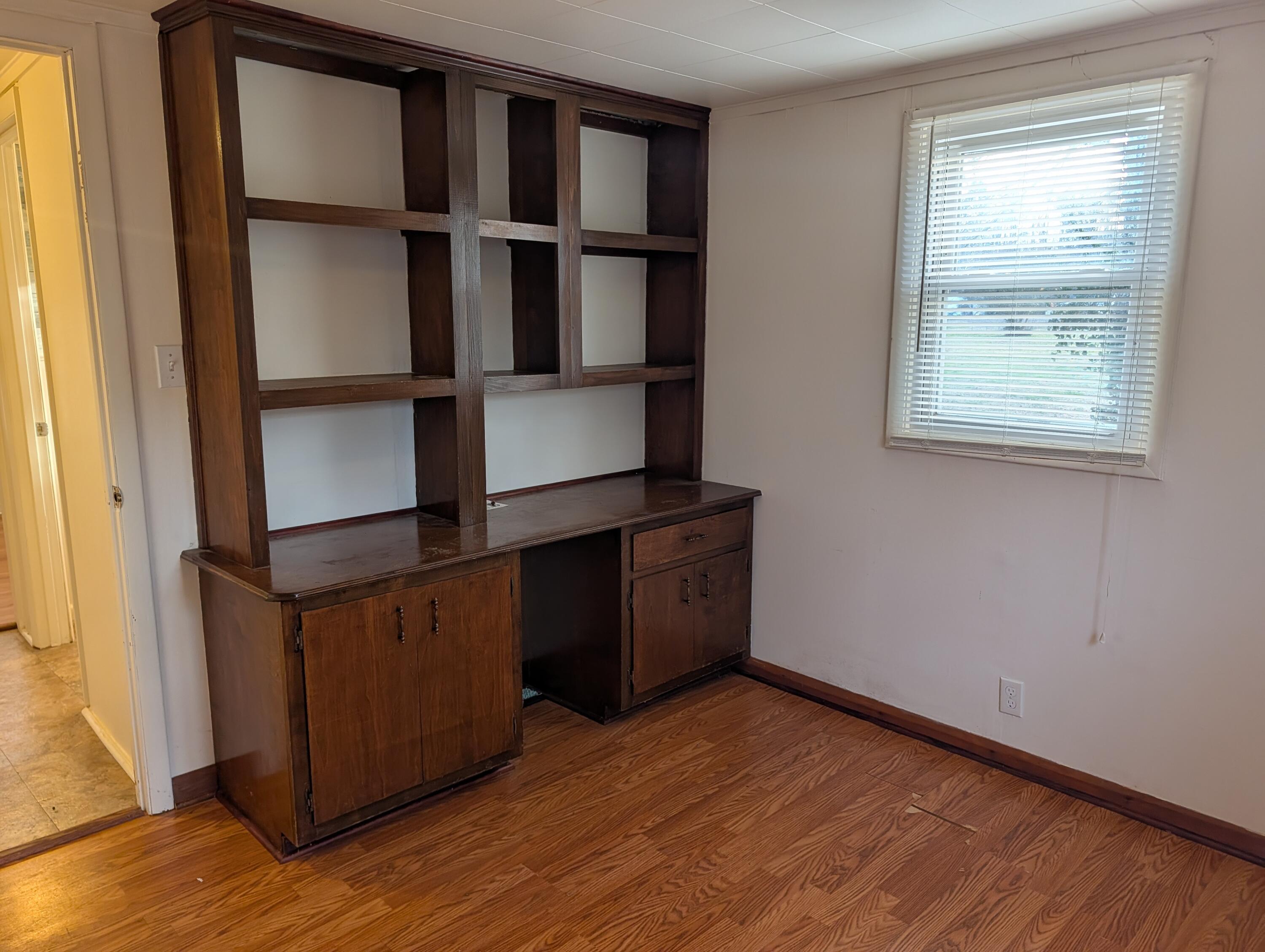 625 West Rhea Avenue Spring City, TN 37381 - Photo 22 of 41 PXL_20260119_214717812