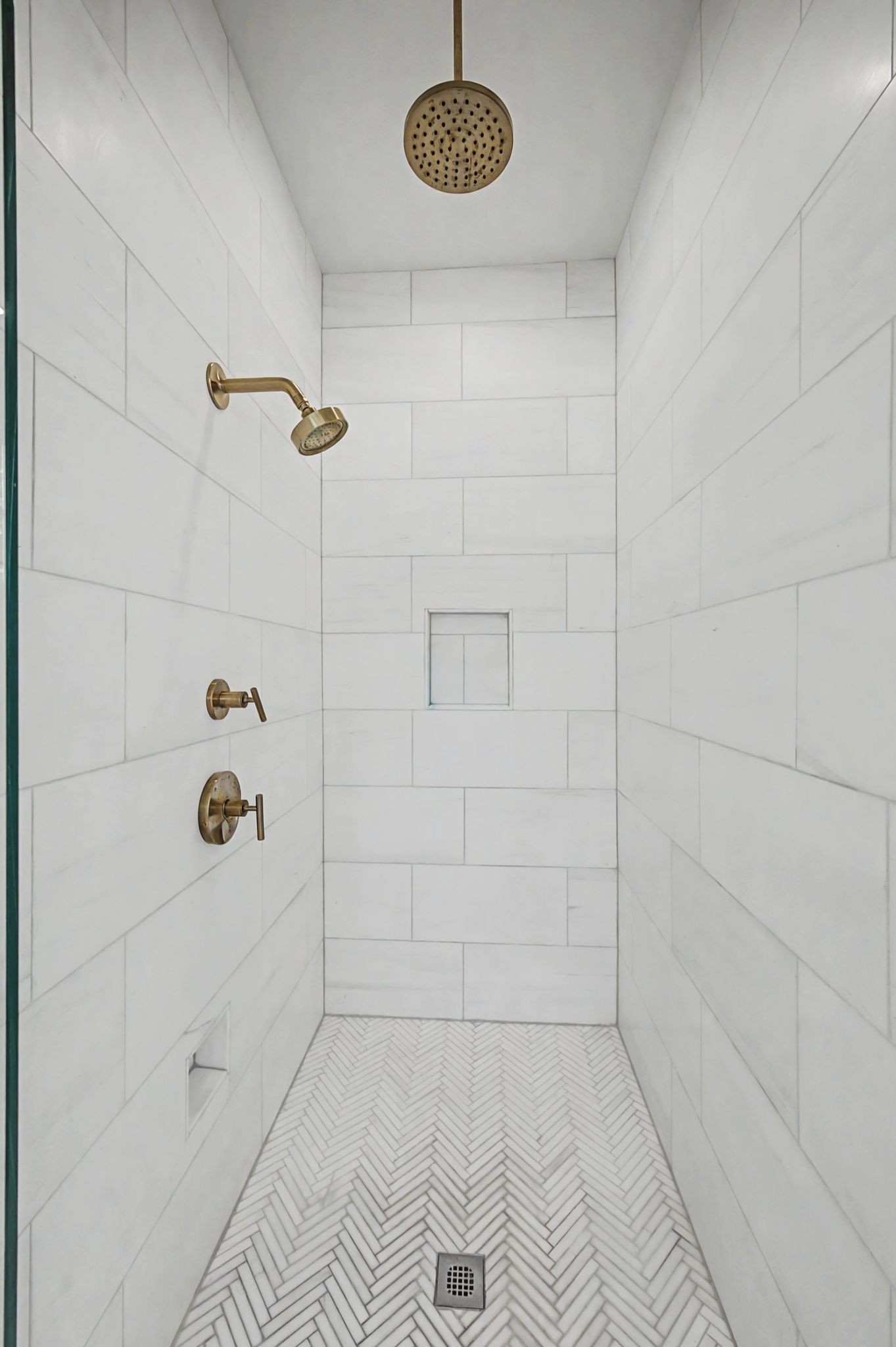 2402 Valley Brook Road Nashville, TN 37215 - Photo 36 of 59