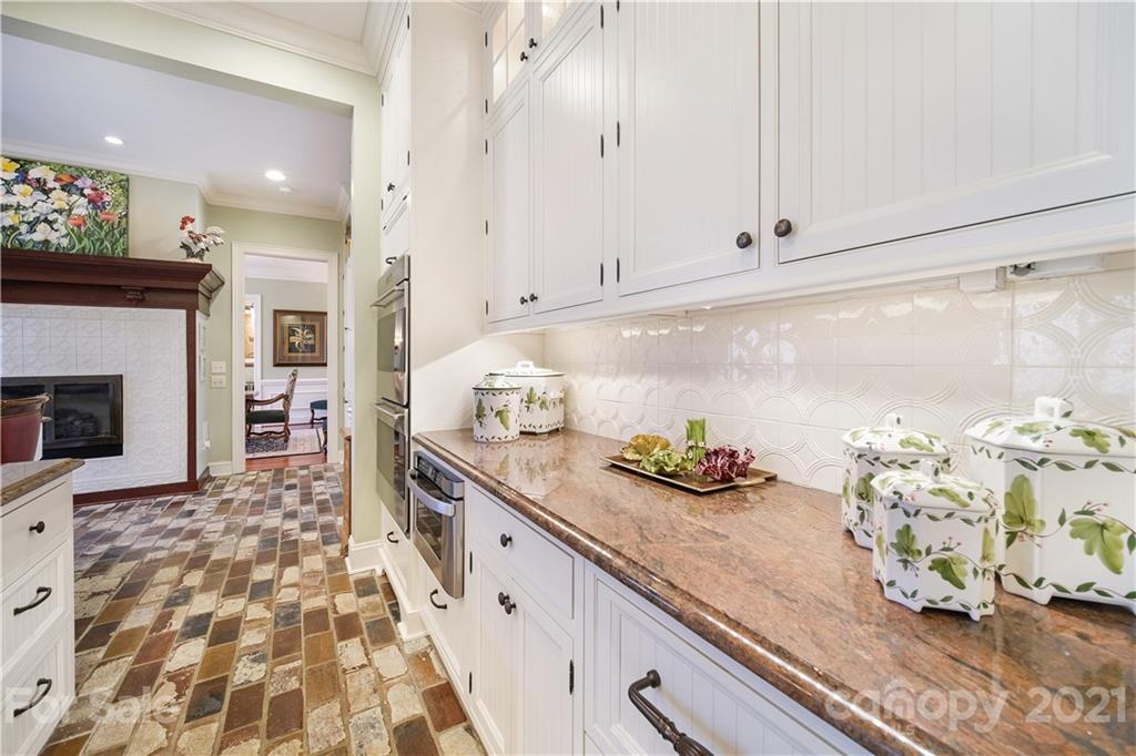 8389 Providence Road Charlotte, NC 28277 - Photo 14 of 48 Gallery Image 14