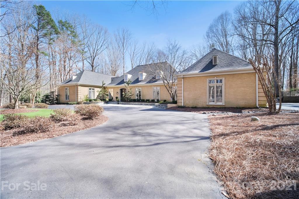 8389 Providence Road Charlotte, NC 28277 - Photo 3 of 48 Gallery Image 3