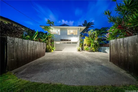 $2,250,000 | 53-837 Kamehameha Highway, Hauula, HI 96717