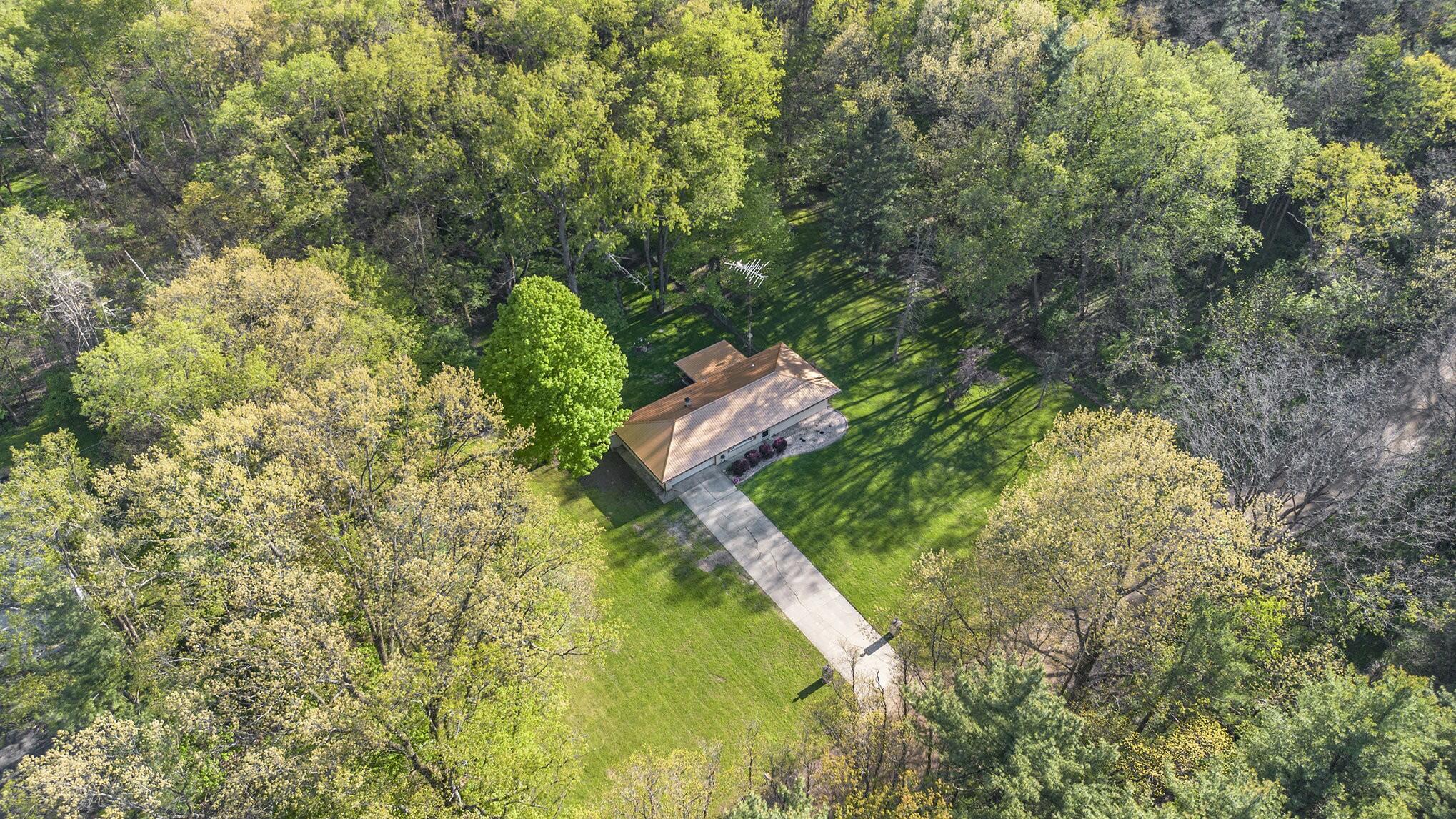 1750 Briar Road Niles, MI 49120 - Photo 31 of 37 1750_32_Aerial
