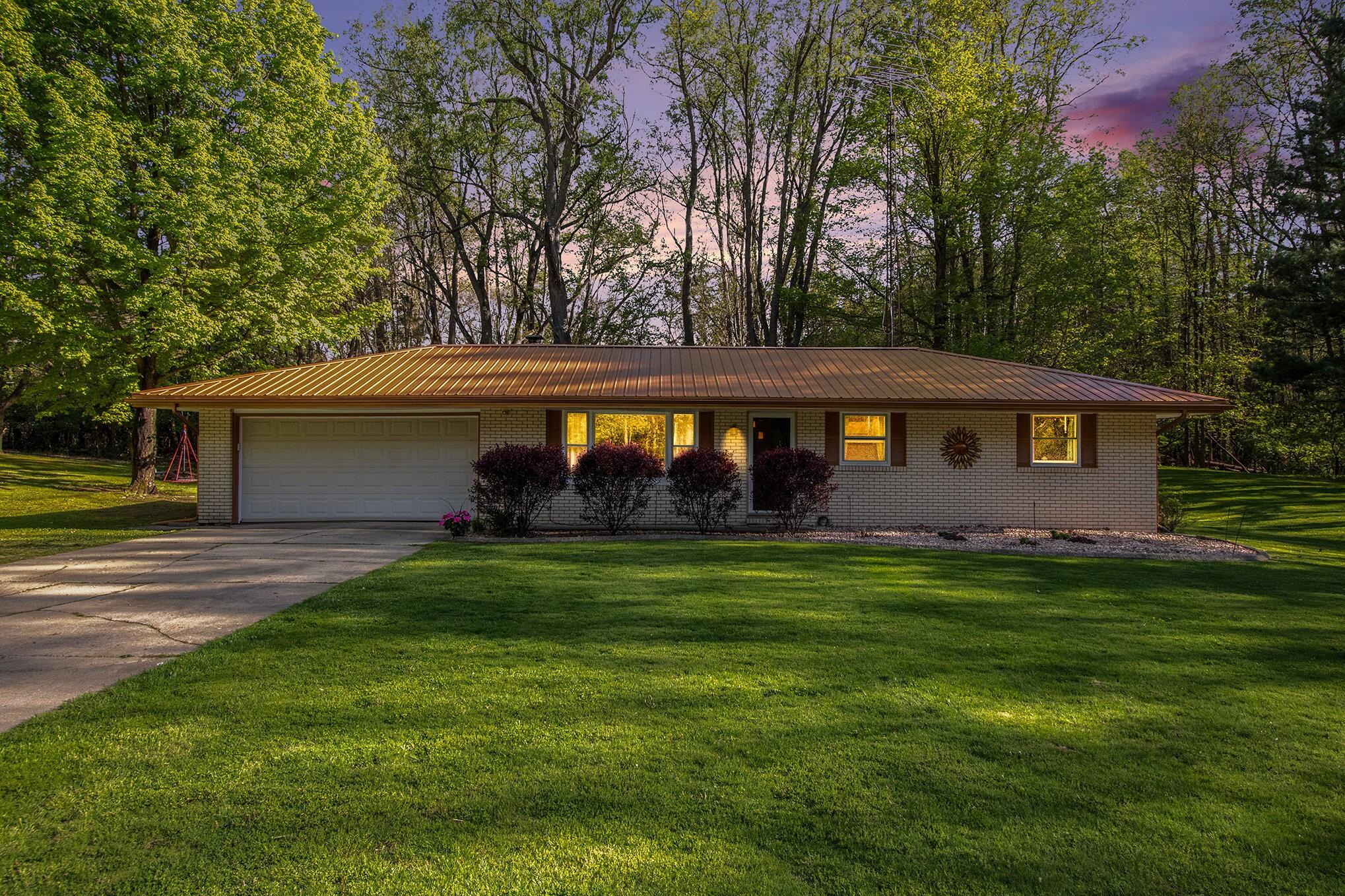 1750 Briar Road Niles, MI 49120 - Photo 35 of 37 1750_36_Front