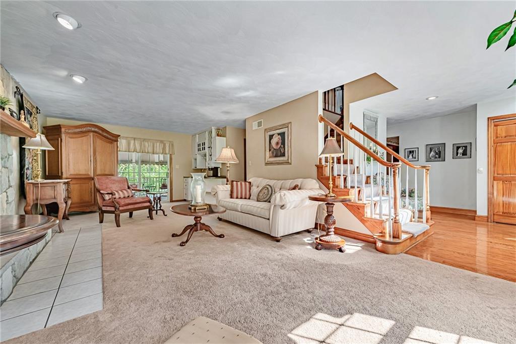 2770 Farm Spur Road North Huntingdon, PA 15642 - Photo 3 of 25 Gallery Image 3