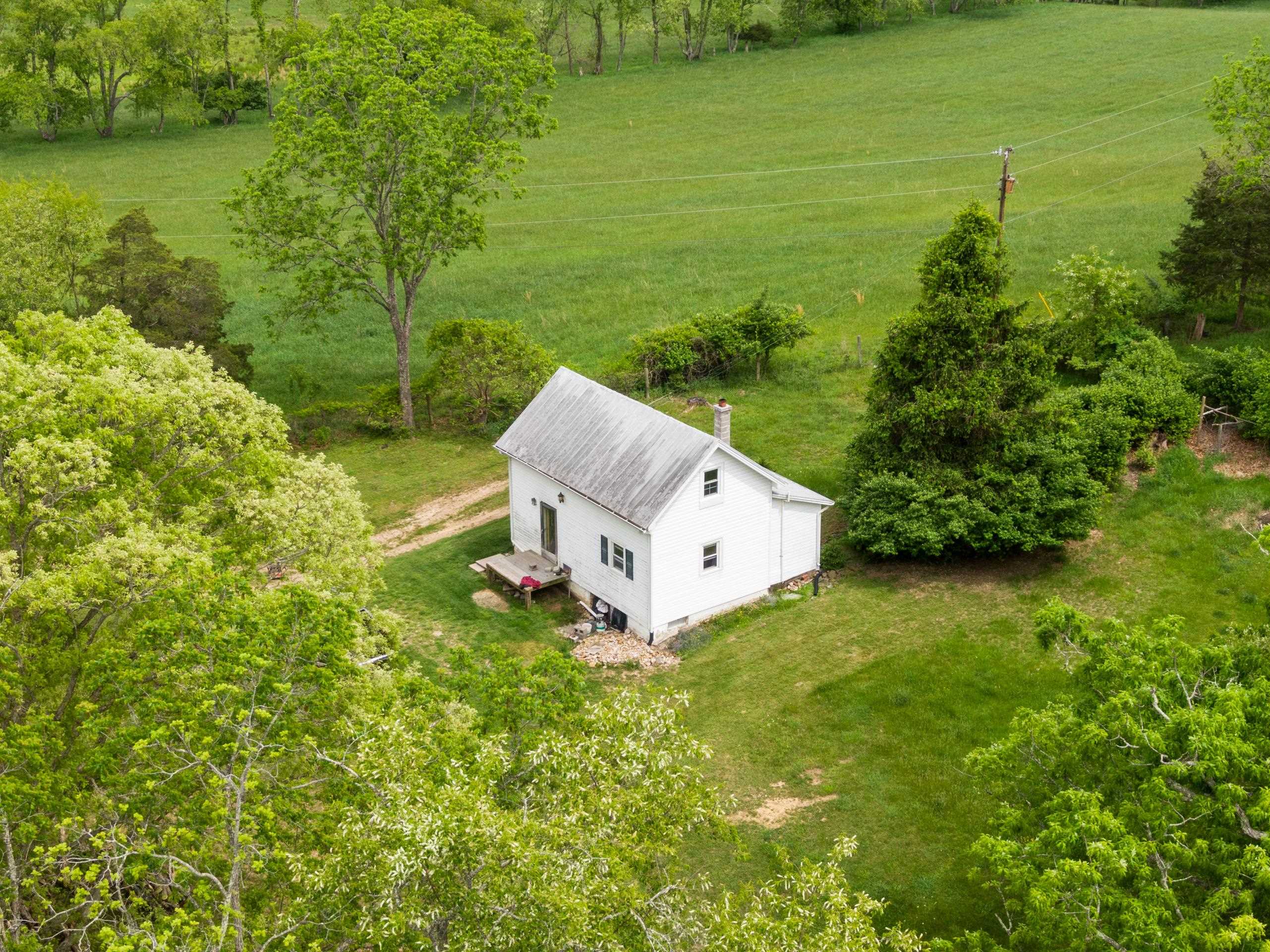 4051 Dry Valley Road Radford, VA 24141 - Photo 40 of 51 Gallery Image 40