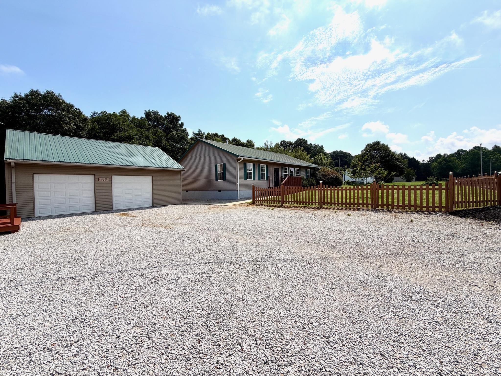 938 McFadden Ridge Road Bedford, IN 47421 - Photo 5 of 48