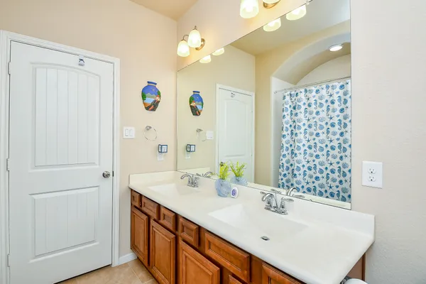 $364,500 | 5510 South Denham Ridge Lane, Spring, TX 77389