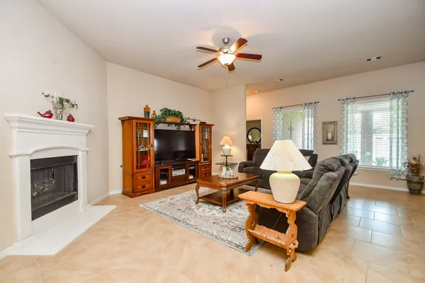 $364,500 | 5510 South Denham Ridge Lane, Spring, TX 77389