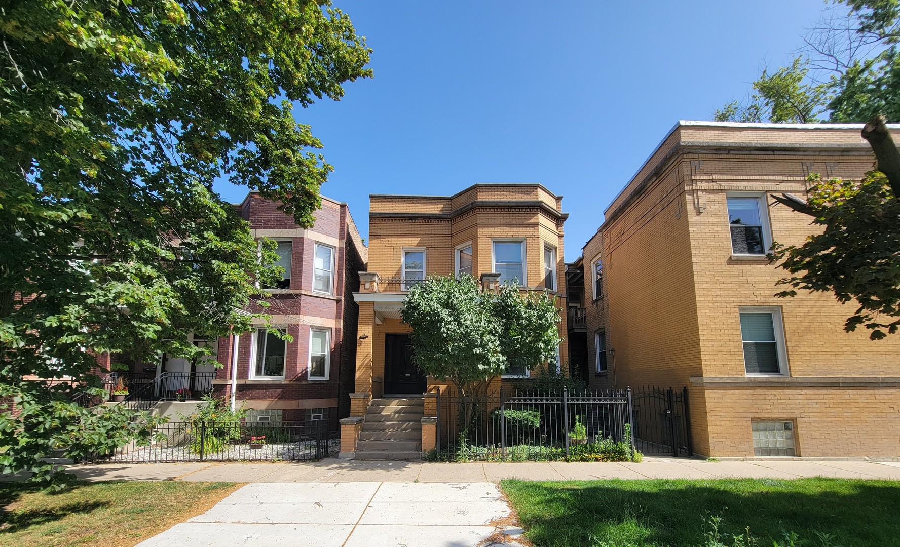 2302 West Addison Street Chicago, IL 60618 - Photo 1 of 1