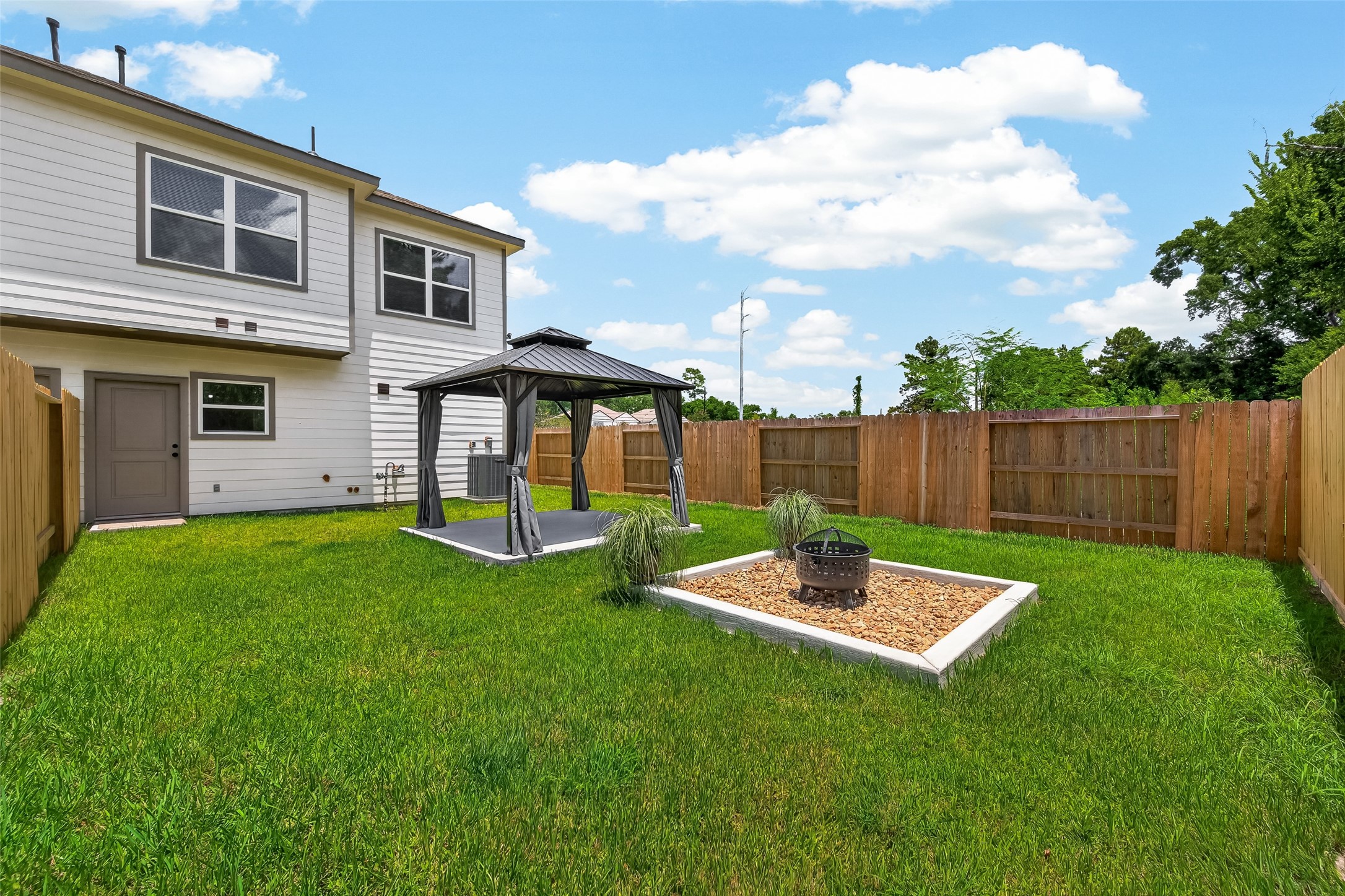 8306 Tidwell Road, Unit B Houston, TX 77028 - Photo 22 of 24
