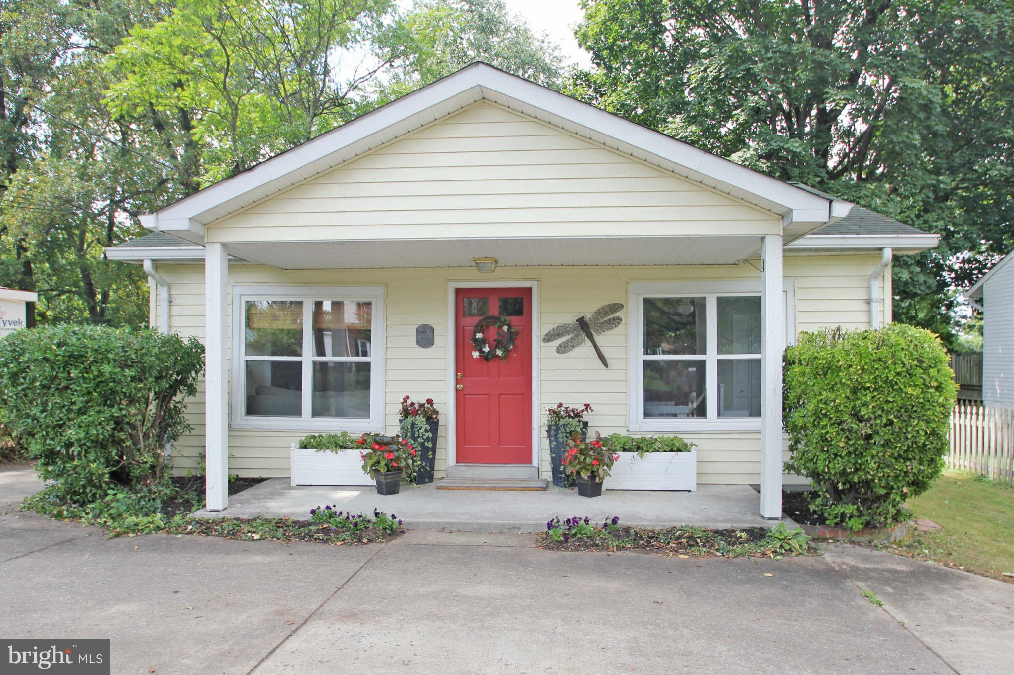 10116 Capitol View Avenue Silver Spring, MD 20910 - Photo 1 of 29 Exterior (Front)