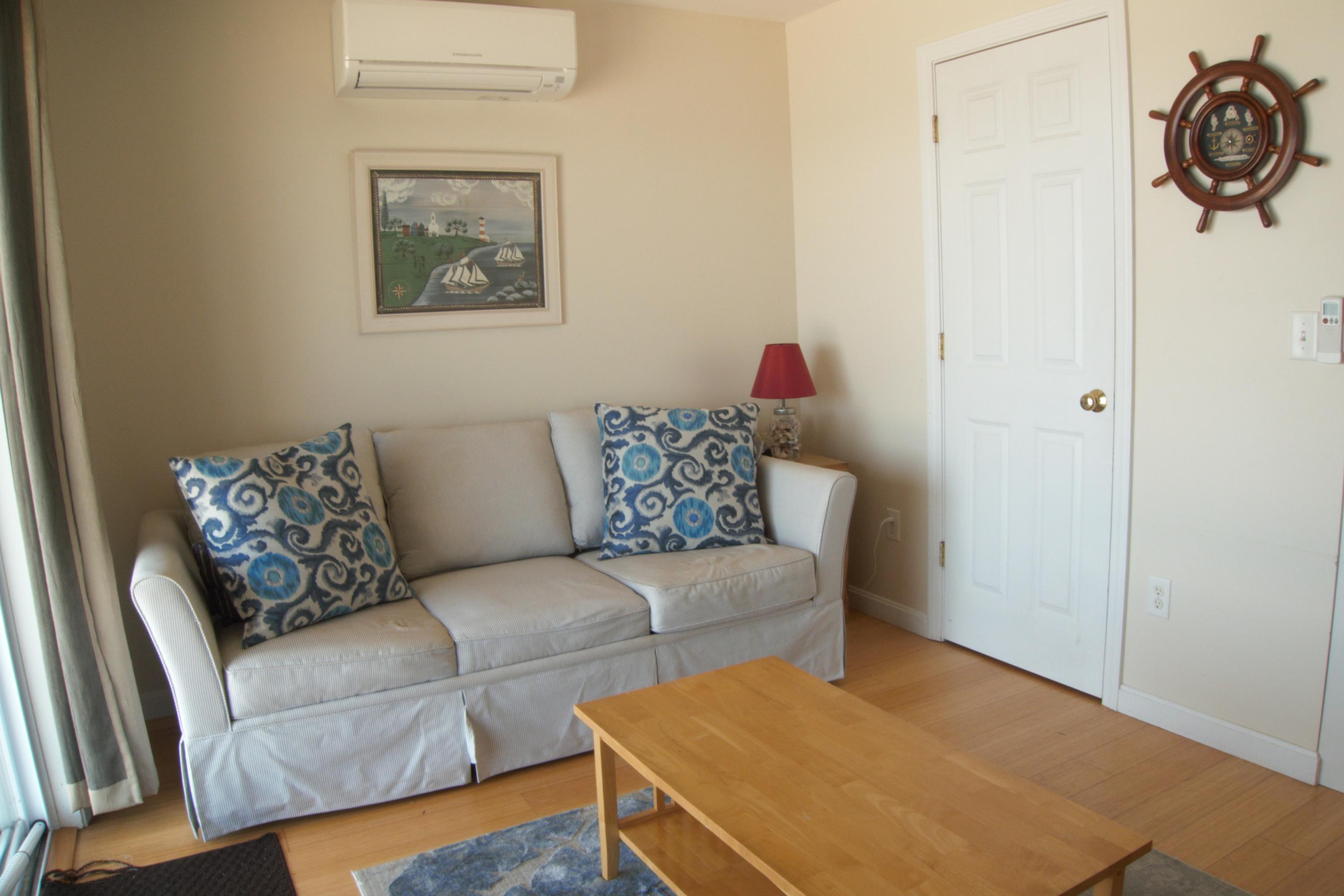 482 Shore Road, Unit 5 Truro, MA 02666 - Photo 10 of 20 living 2