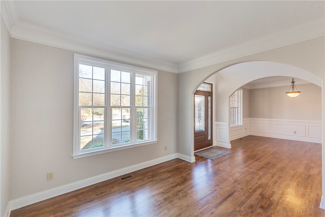 114 Red Maple Way Clemson, SC 29631 - Photo 4 of 38