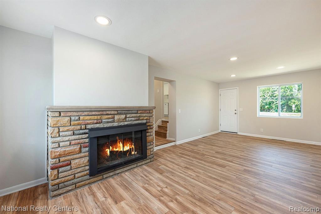 16515 15 Mile Road Clinton Township, MI 48035 - Photo 8 of 19 Gallery Image 8
