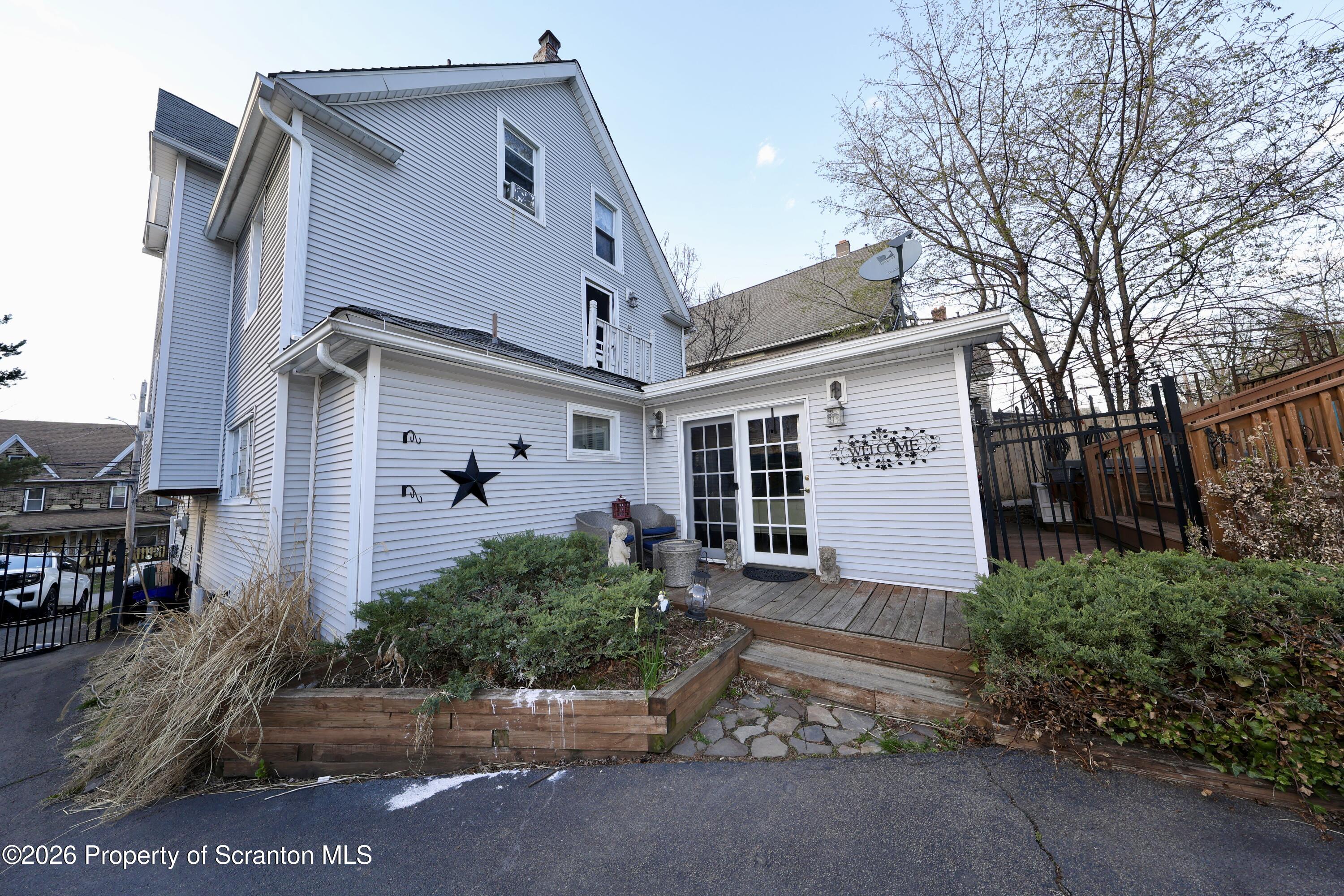 2220 Boulevard Avenue Scranton, PA 18509 - Photo 13 of 42 Rear