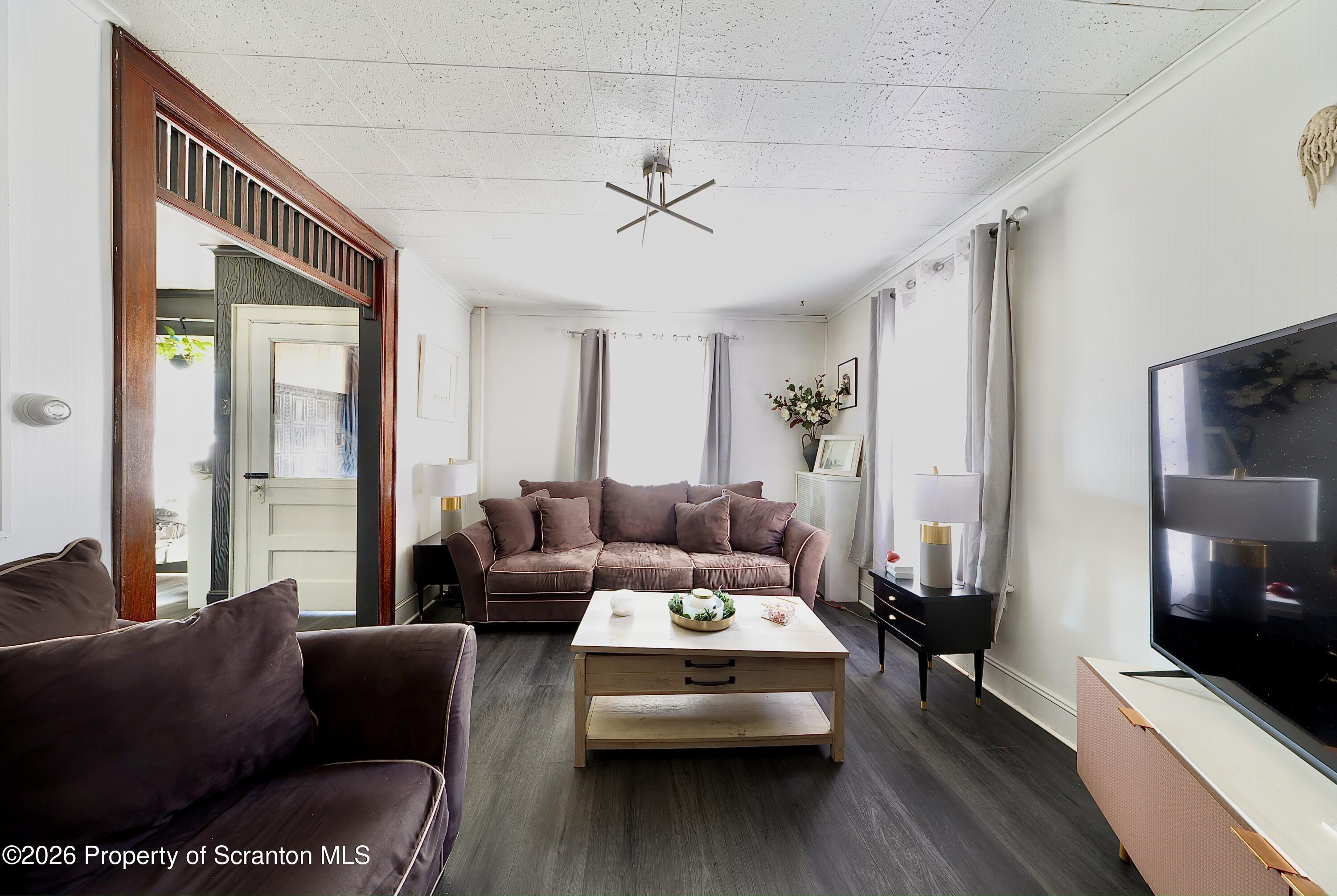 2220 Boulevard Avenue Scranton, PA 18509 - Photo 3 of 42 Living Room
