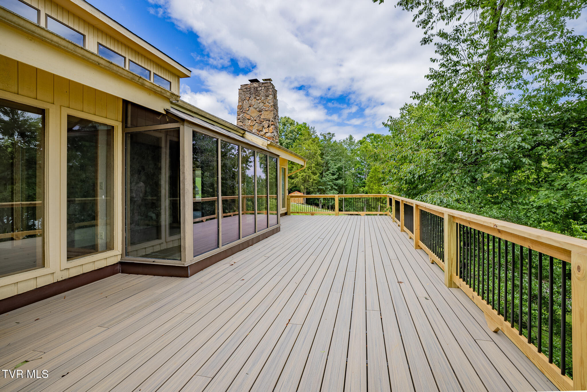 562 Gammon Road Kingsport, TN 37663 - Photo 21 of 65 1R9A8102-HDR