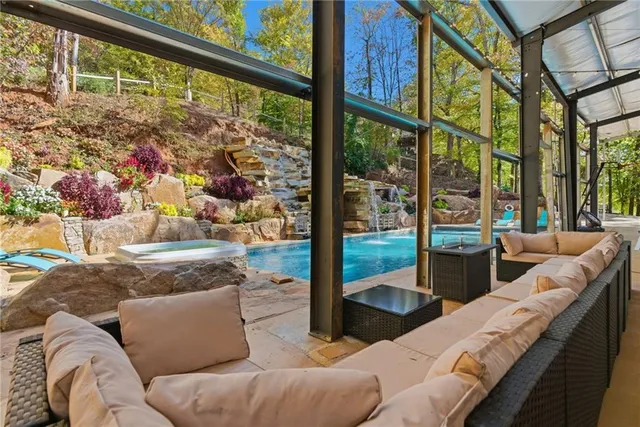 $3,500,000 | 2003 Bend Of The River Road, Hiawassee, GA 30546