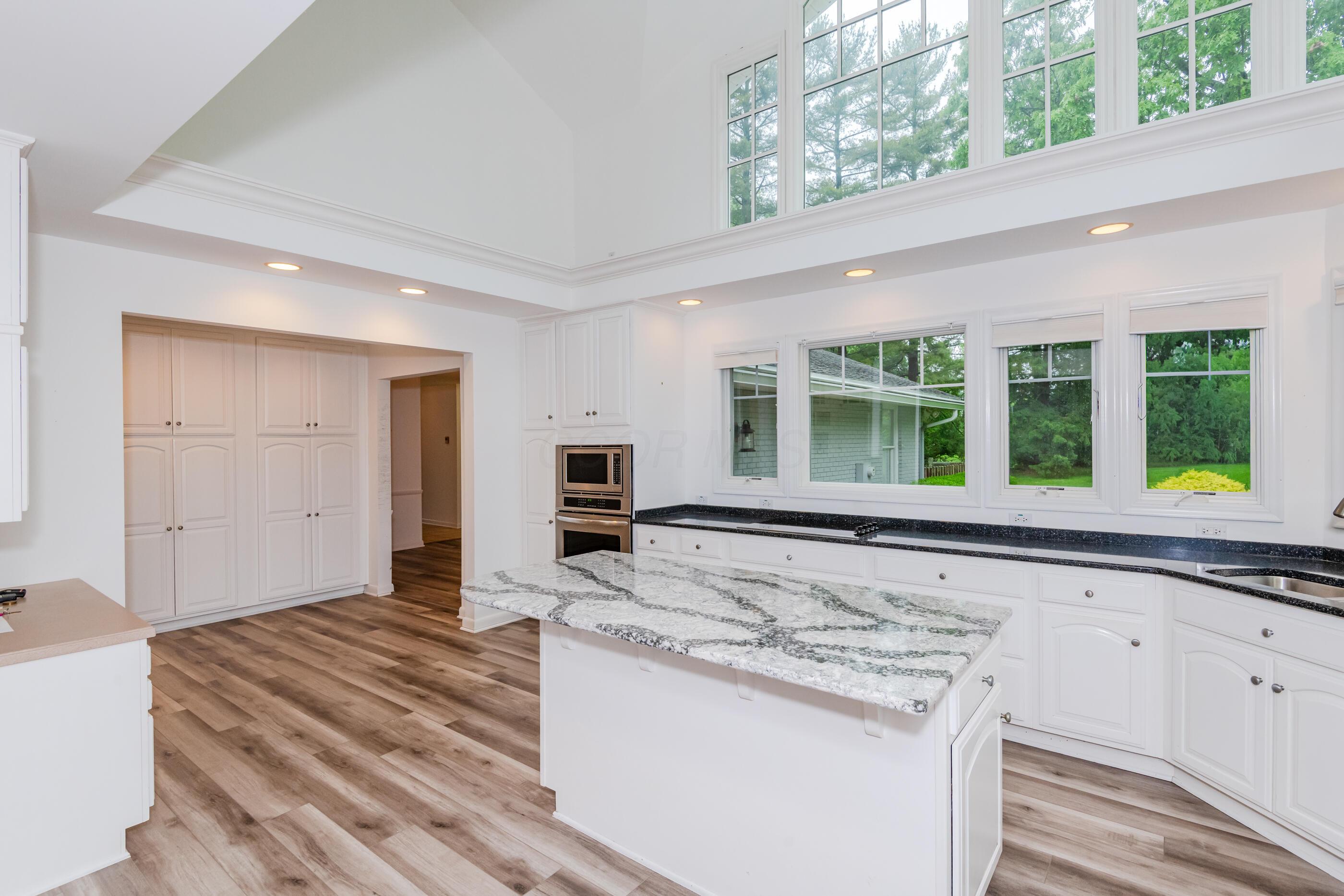 1625 Rustic Ridge Road Urbana, OH 43078 - Photo 20 of 67 Kitchen