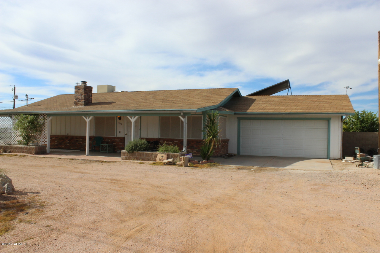 1020 North Boyd Road Apache Junction, AZ 85119 - Photo 1 of 10 Front