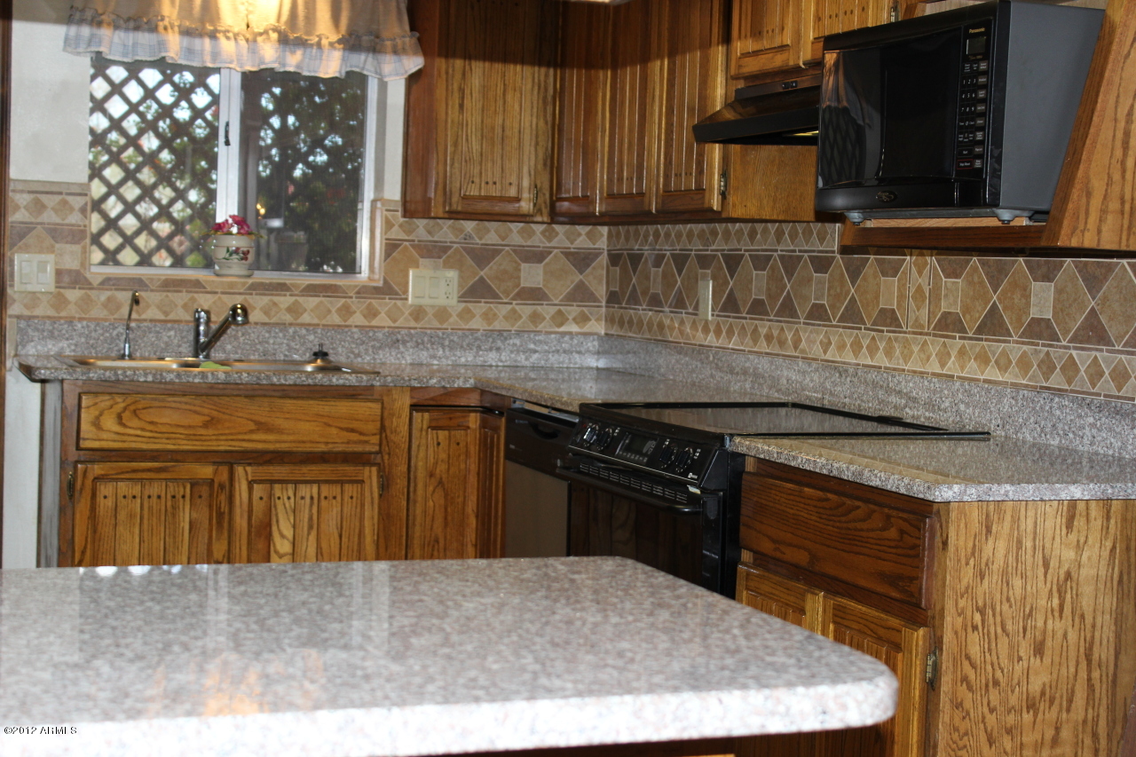 1020 North Boyd Road Apache Junction, AZ 85119 - Photo 6 of 10 Kitchen 2