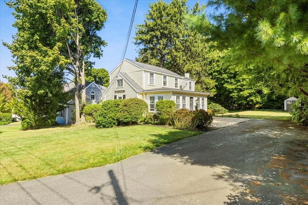9 Lantern Lane Scituate, MA 02066 - Photo 2 of 28