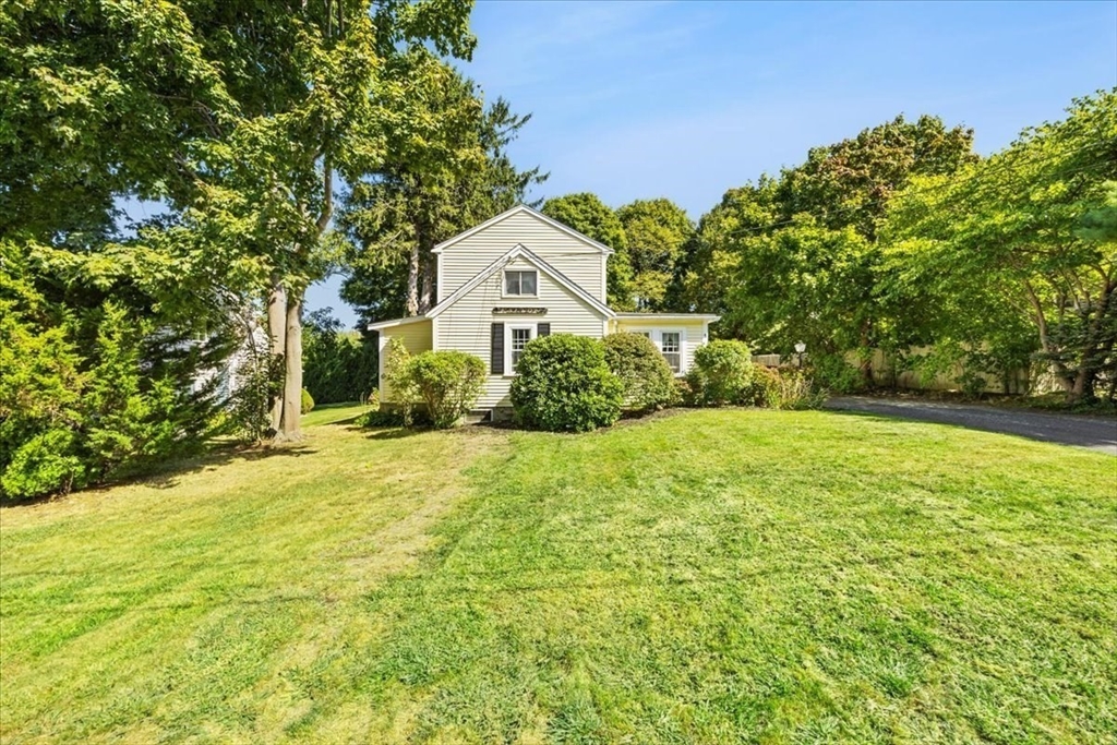 9 Lantern Lane Scituate, MA 02066 - Photo 24 of 28