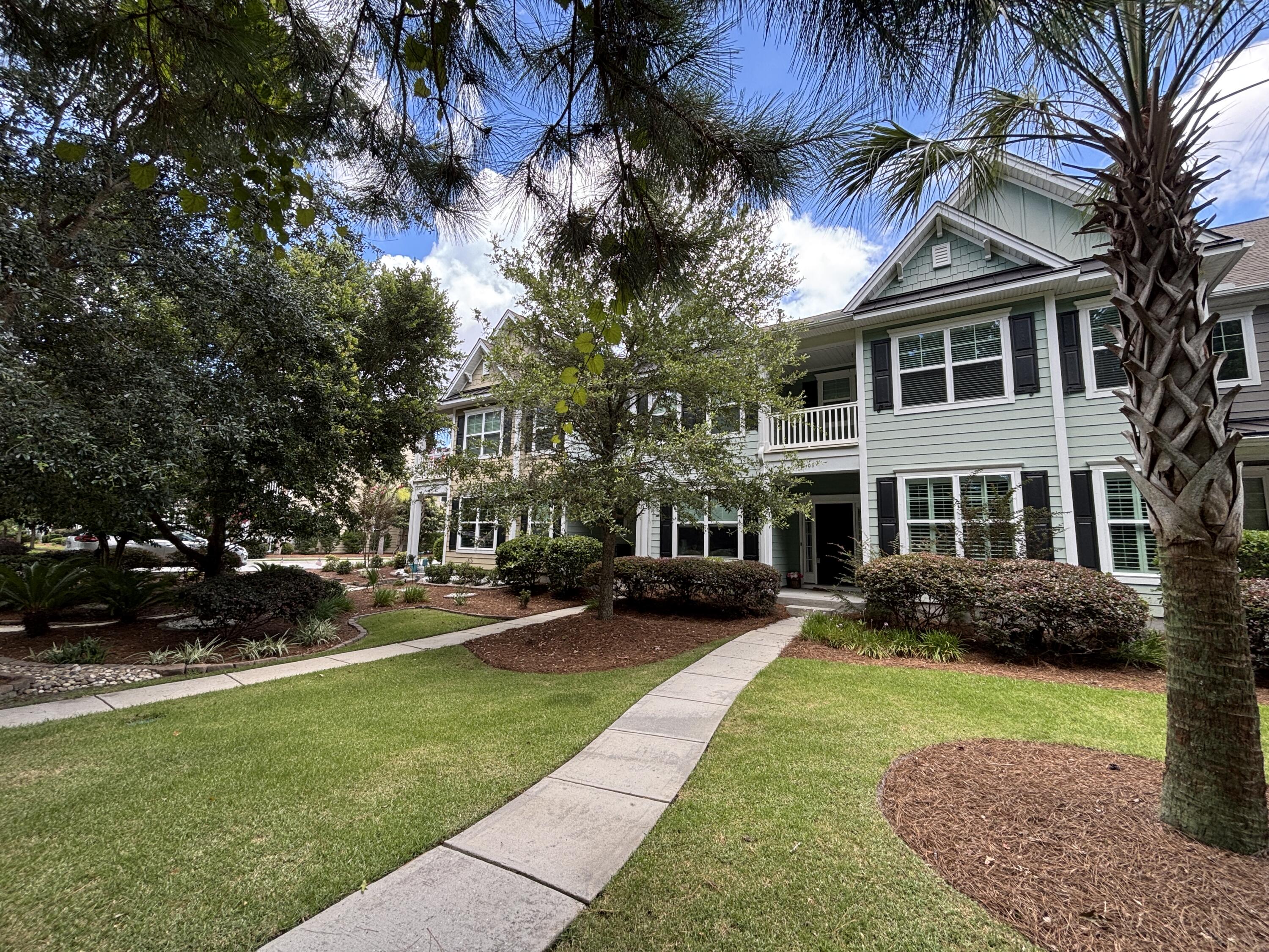 2108 Promenade Court Mount Pleasant, SC 29466 - Photo 2 of 34 IMG_0107
