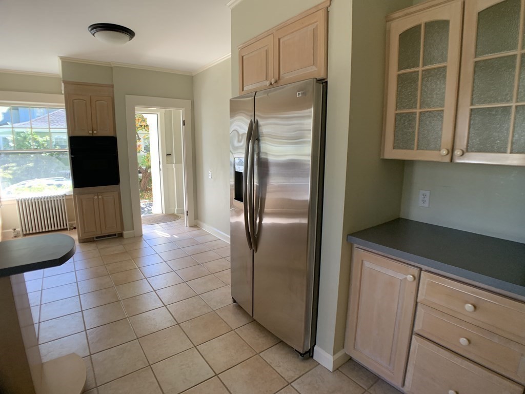 33 Walnut Street Natick, MA 01760 - Photo 15 of 39