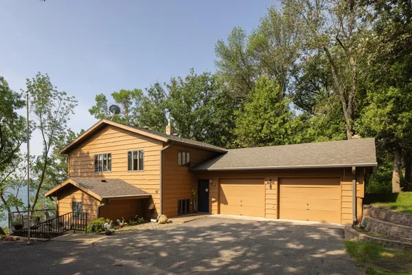 $590,000 | 38276 North Eagle Lake Road, Battle Lake, MN 56515