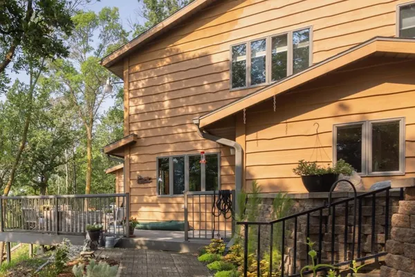 $590,000 | 38276 North Eagle Lake Road, Battle Lake, MN 56515