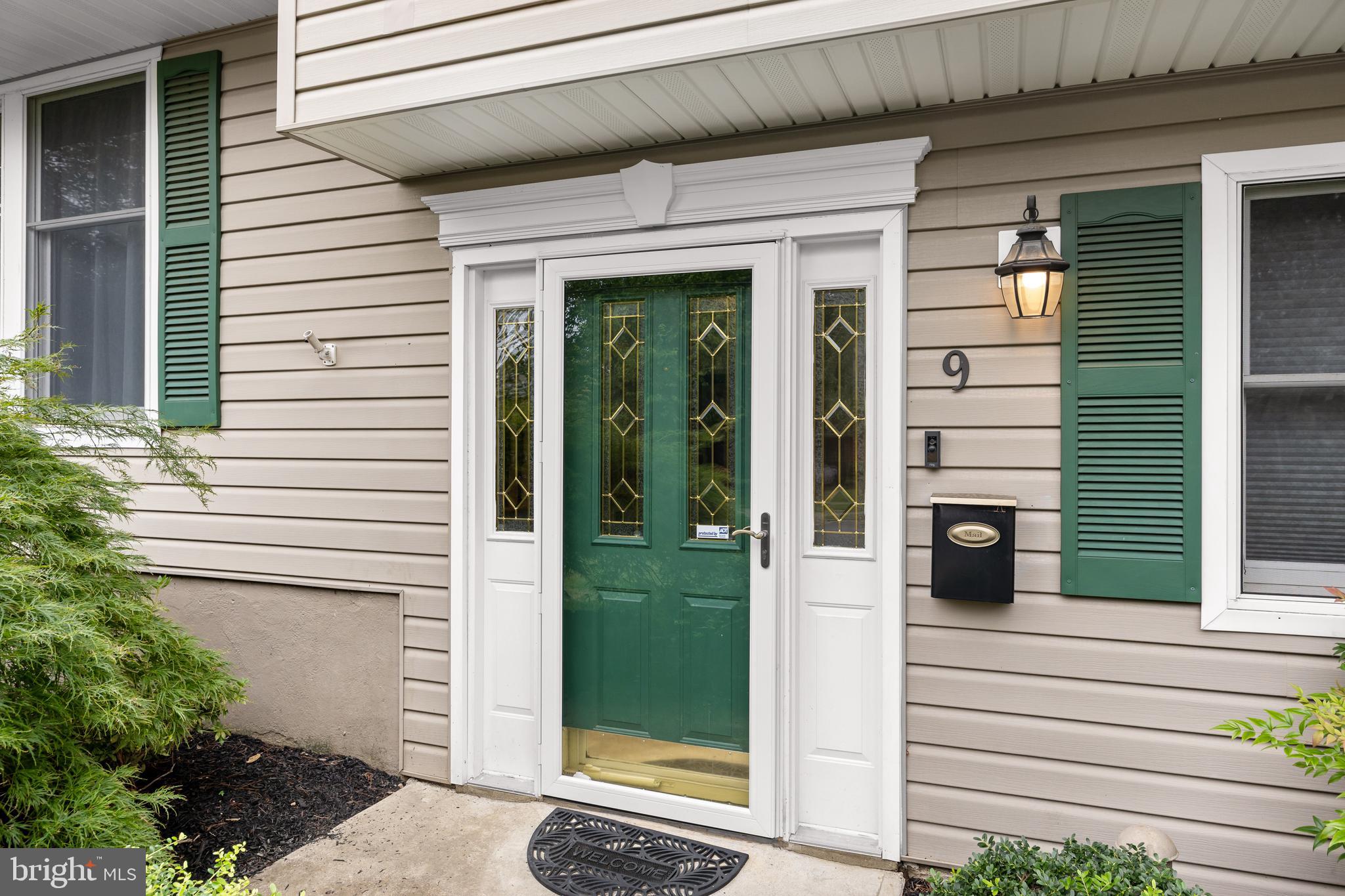 9 Barnett Road Lawrenceville, NJ 08648 - Photo 4 of 25 Gallery Image 4