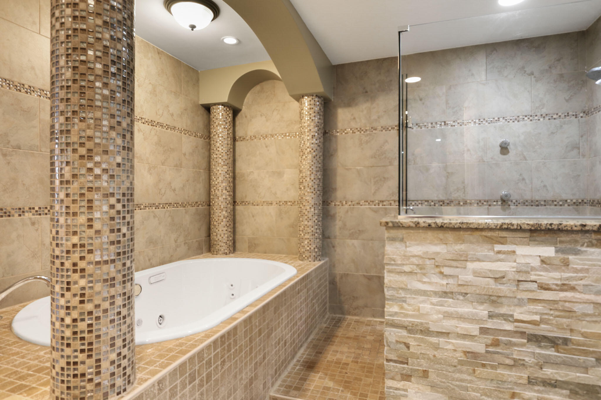 366 Devon Court Valparaiso, IN 46385 - Photo 27 of 45 a bathroom with a bathtub and shower