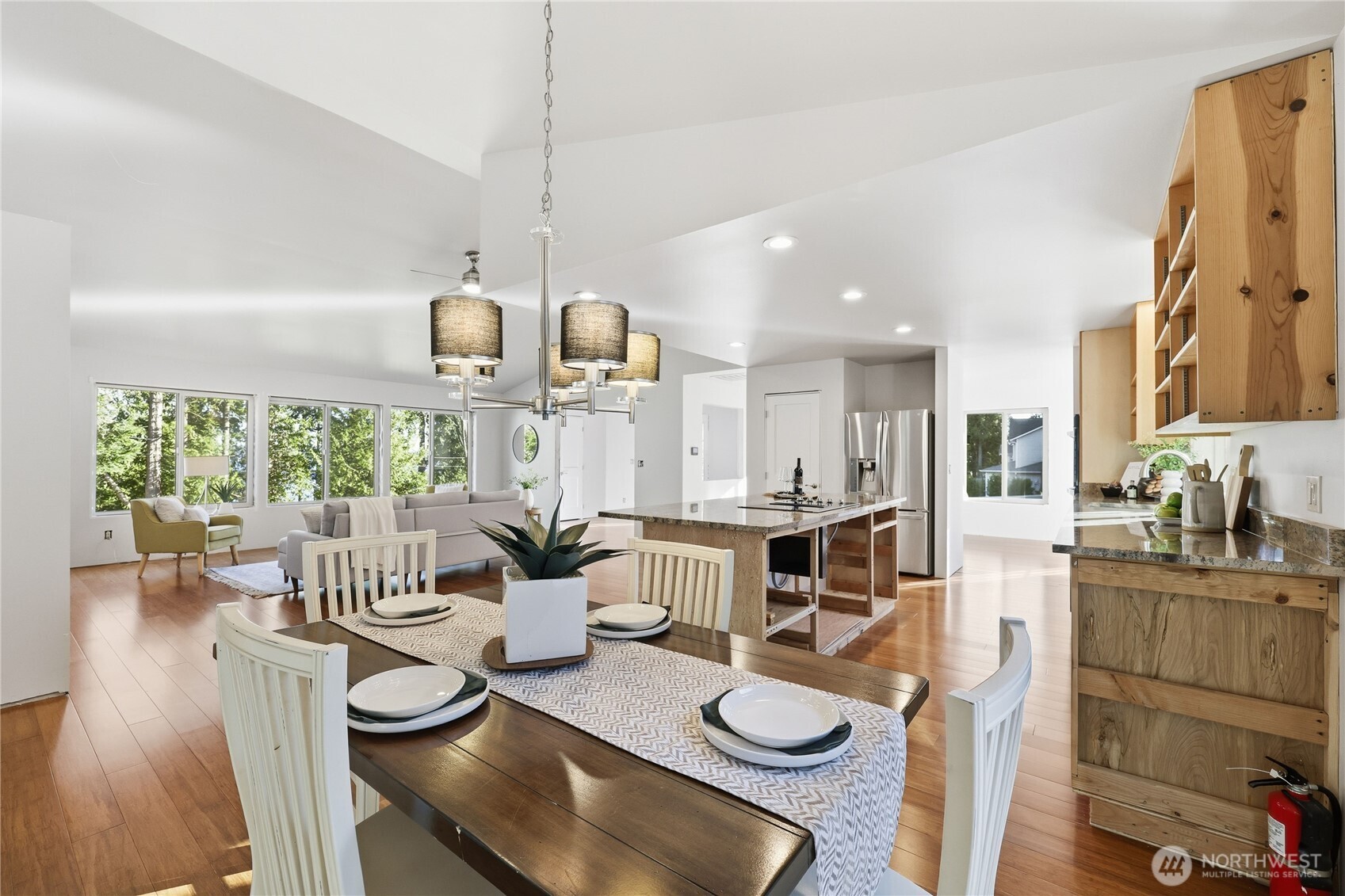 20919 President Point Road Northeast Kingston, WA 98346 - Photo 7 of 28