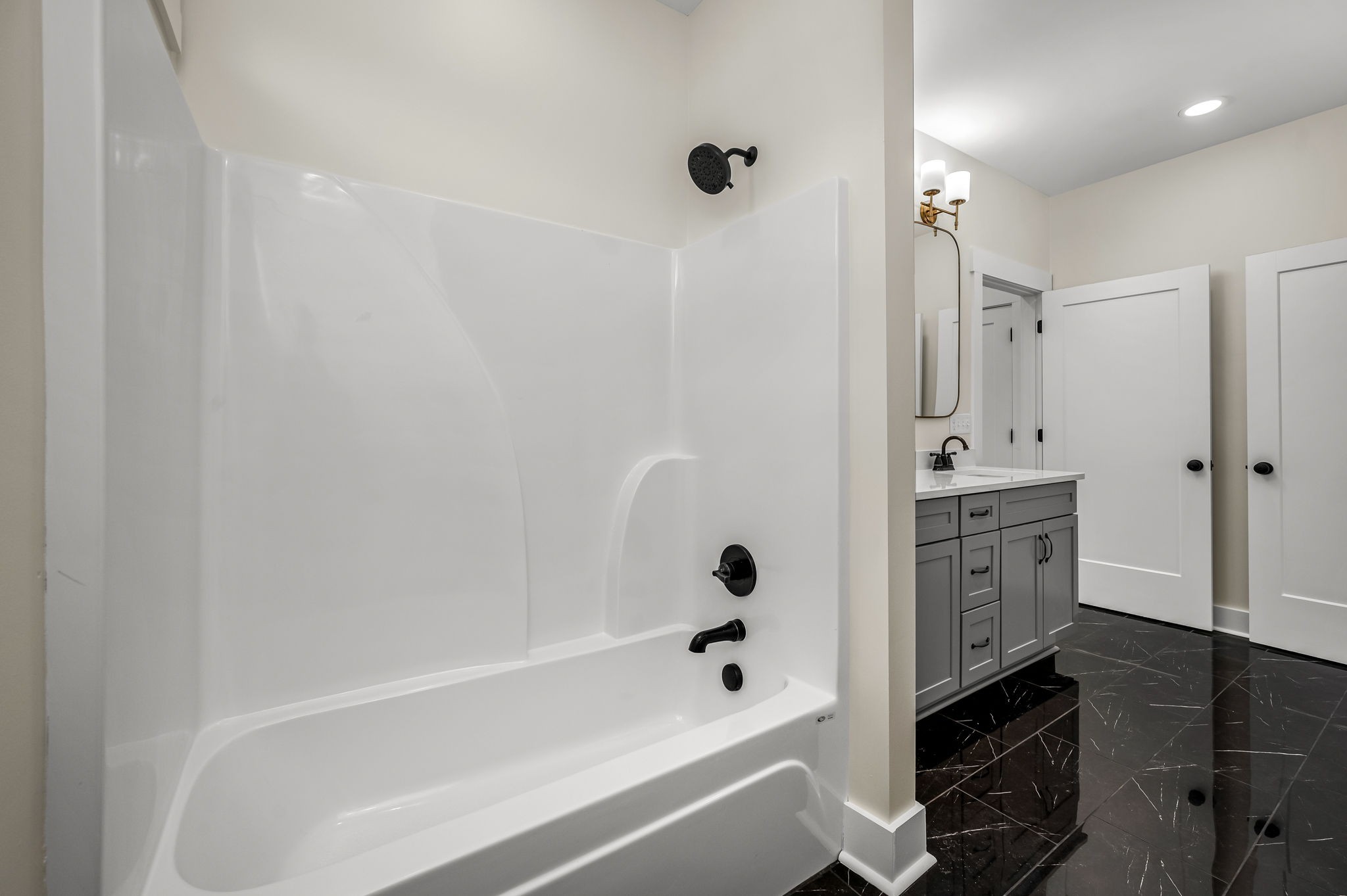 3428 Valley Bend Road Murfreesboro, TN 37129 - Photo 23 of 40 Guest Bath