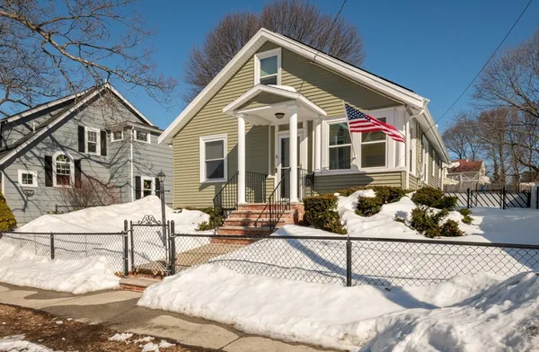 $600,000 | 31 Mountain Avenue, Saugus, MA 01906