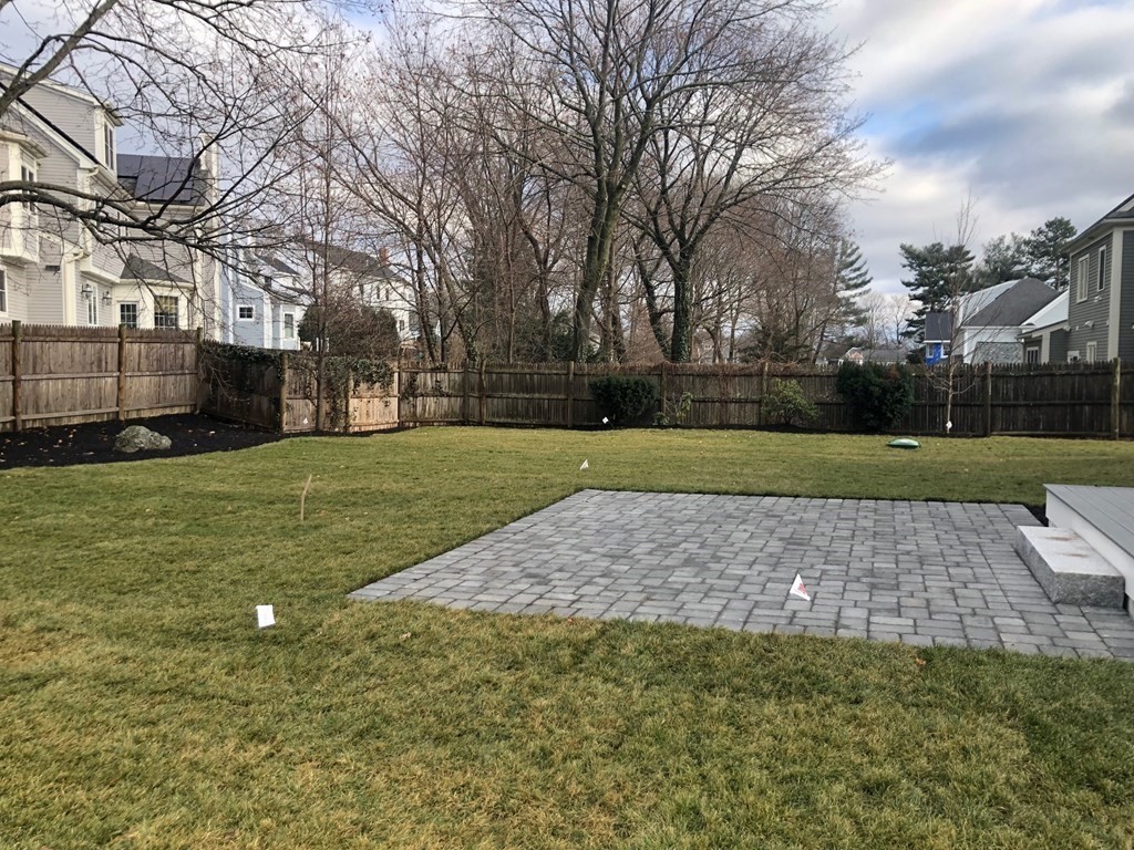 137 Fairfield Street Needham, MA 02492 - Photo 3 of 29 Gallery Image 3