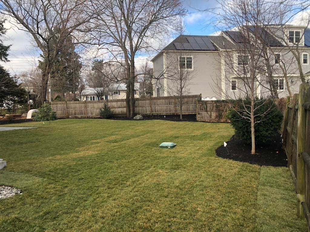 137 Fairfield Street Needham, MA 02492 - Photo 4 of 29 Gallery Image 4