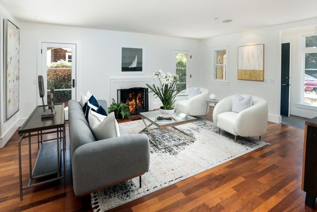 $3,600,000 | 218 Stanford Avenue, Menlo Park, CA 94025