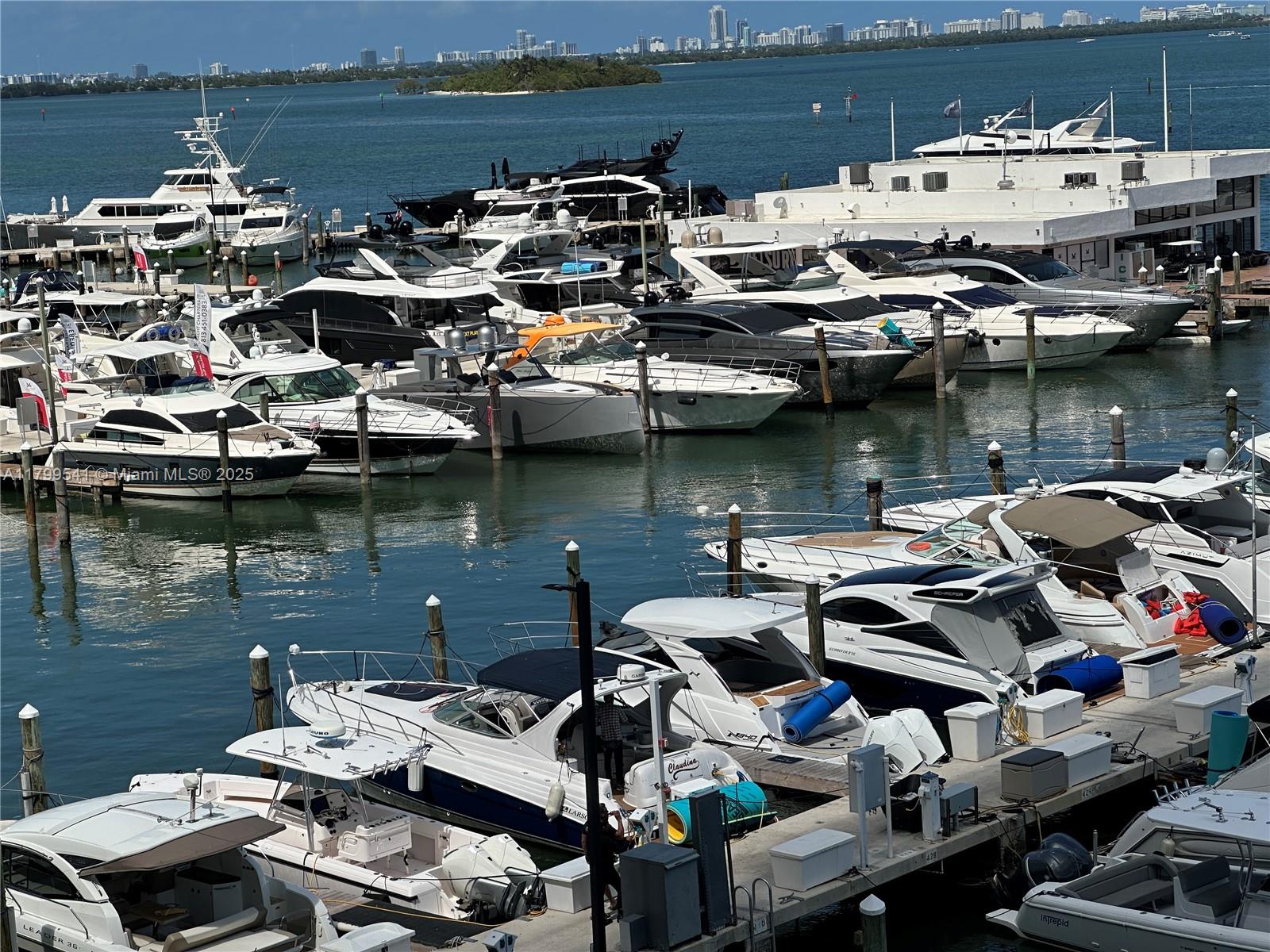 555 Northeast 15th Street, Unit 508 Miami, FL 33132 - Photo 10 of 25