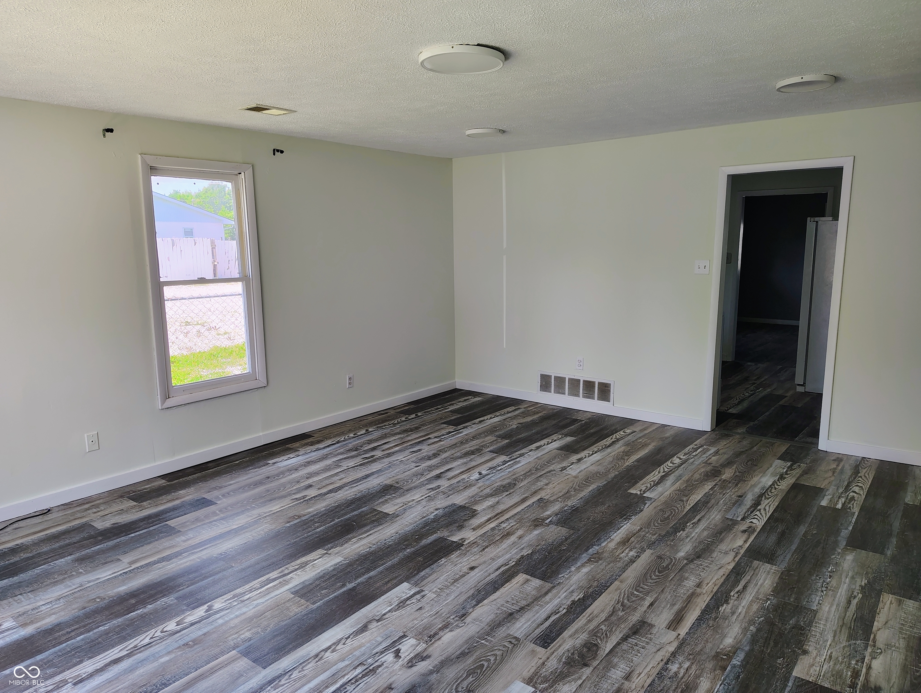 3330 South Mooresville Road Indianapolis, IN 46221 - Photo 4 of 21