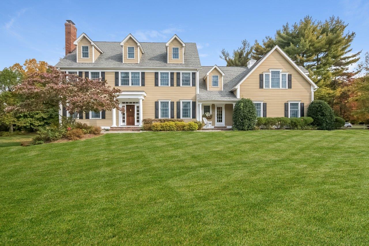 63 Old Studio Road New Canaan, CT 06840 - Photo 1 of 32 001-3363481-large_edit MLS