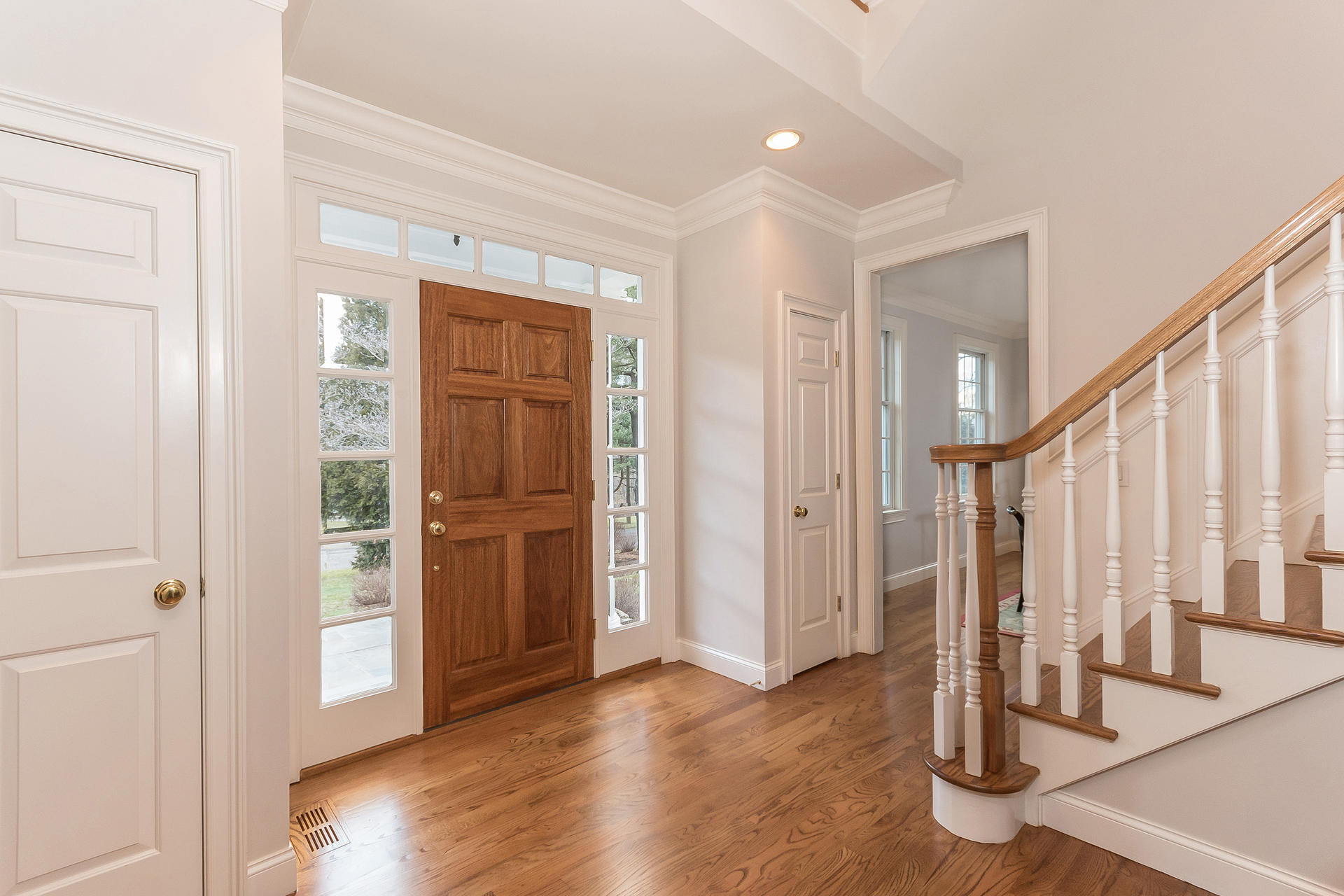63 Old Studio Road New Canaan, CT 06840 - Photo 11 of 32 001-Foyer-3621871-medium