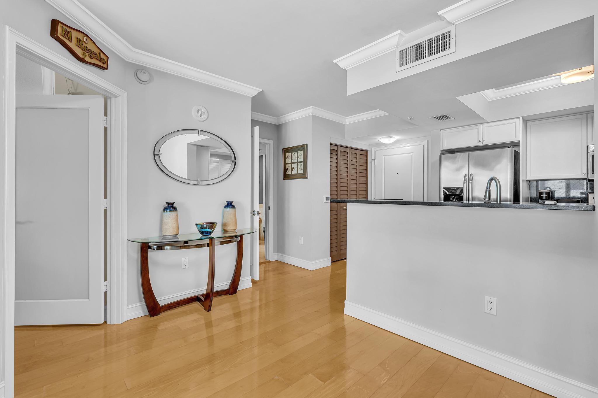 99 Southeast Mizner Boulevard, Unit 637 Boca Raton, FL 33432 - Photo 30 of 58 FPP00181