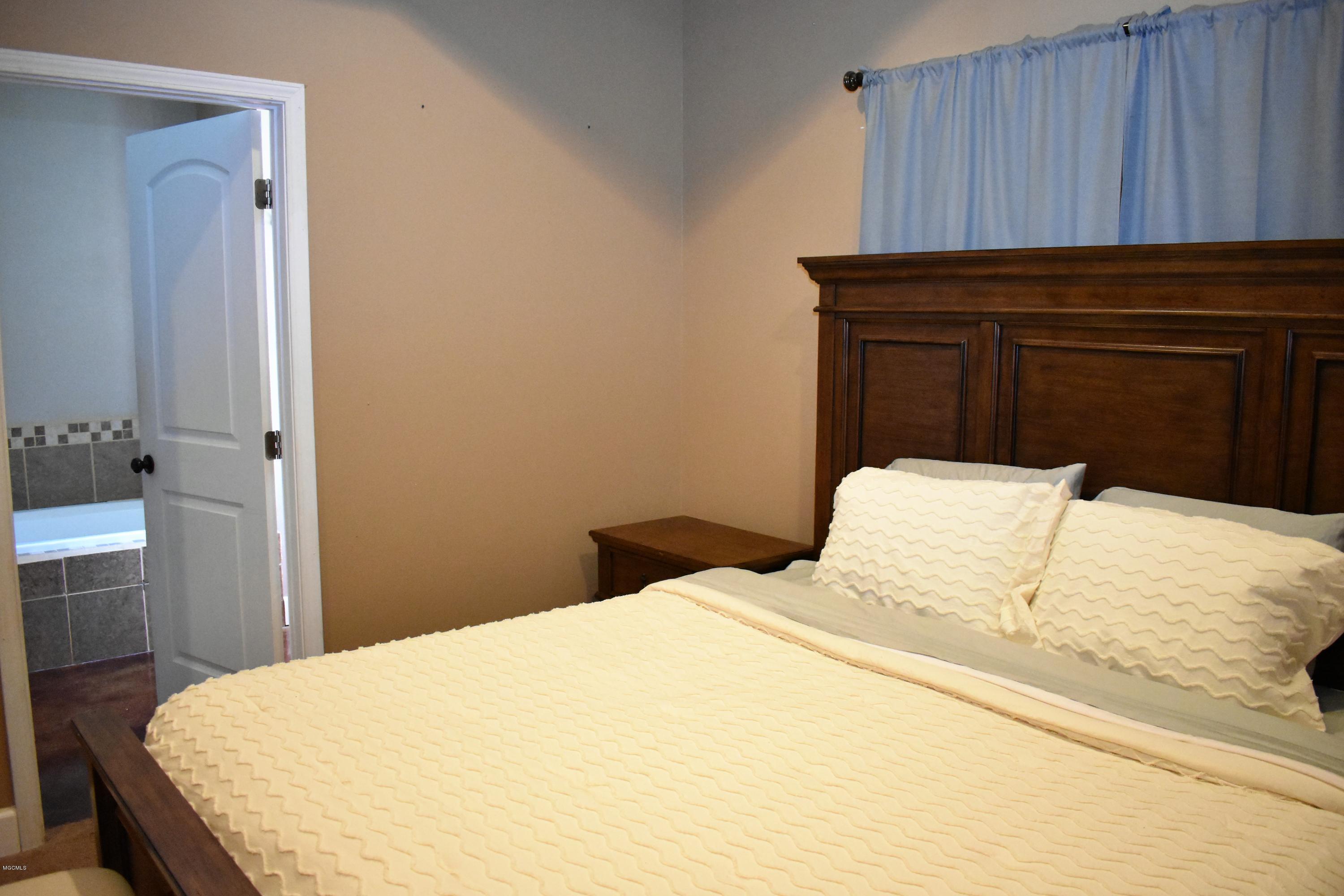 1107 A Easley Road Lucedale, MS 39452 - Photo 15 of 26 DSC_0016 - Copy