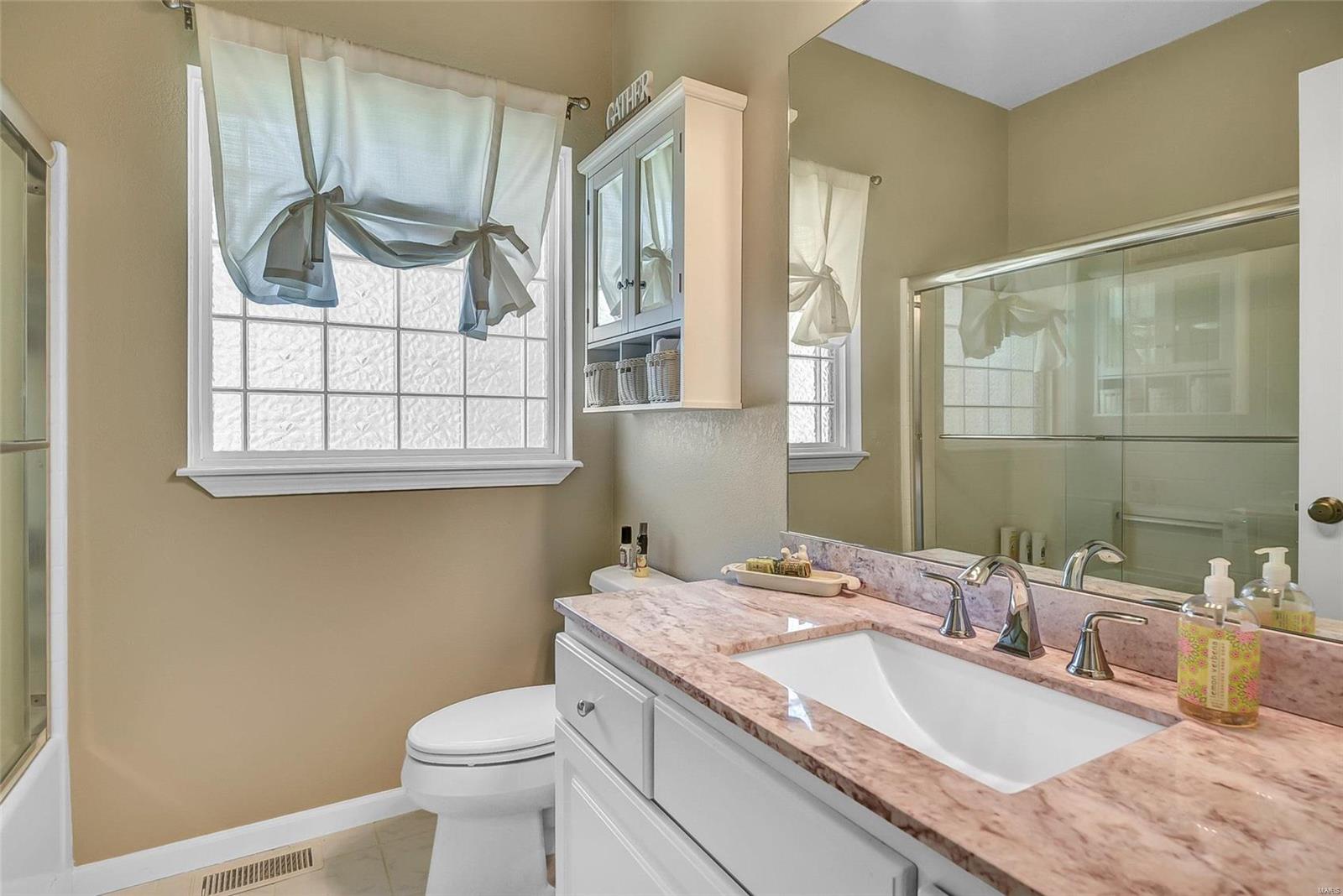 152 Sundown Ridge Maryville, IL 62062 - Photo 15 of 46 Gallery Image 15