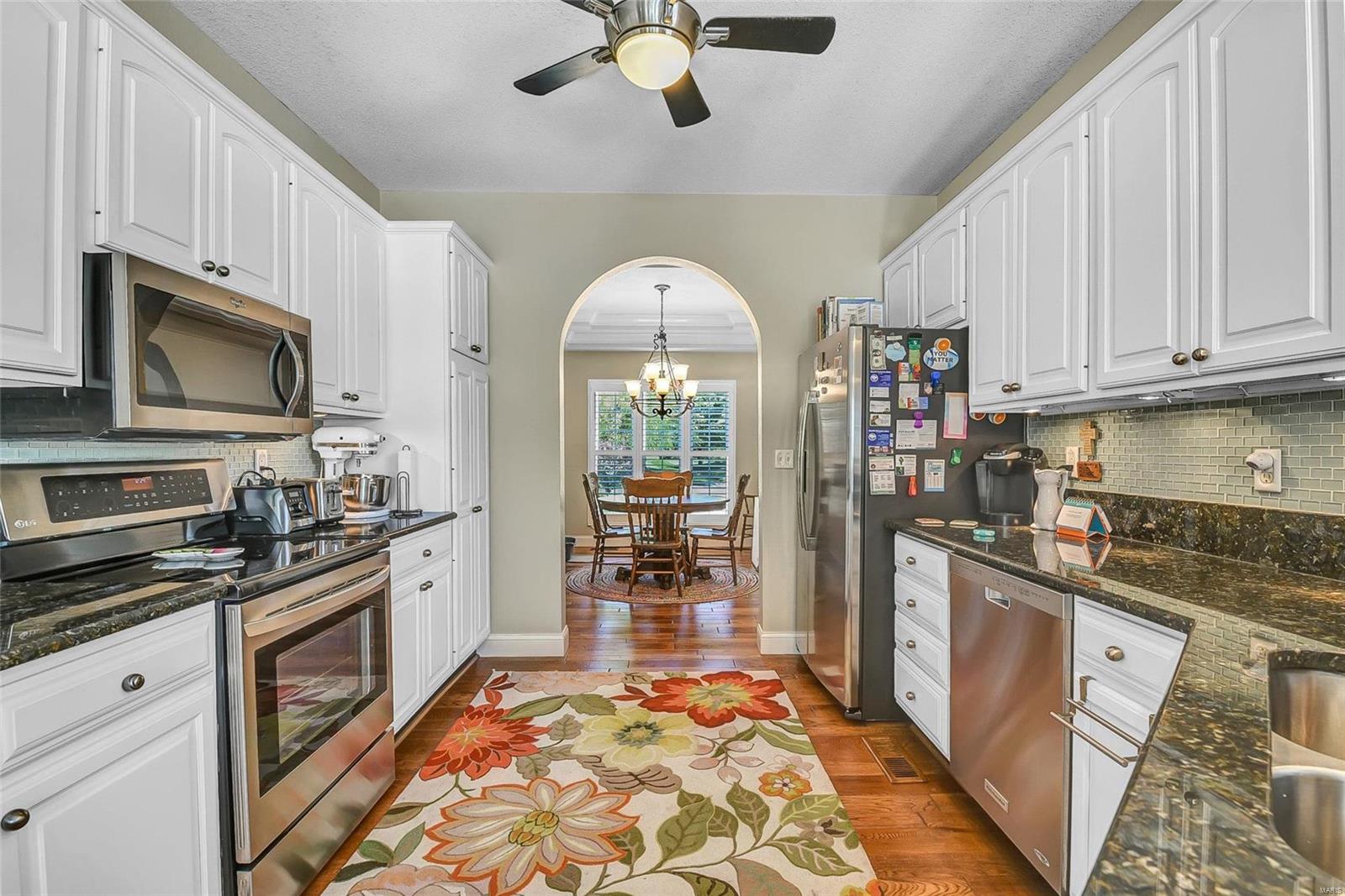 152 Sundown Ridge Maryville, IL 62062 - Photo 9 of 46 Gallery Image 9